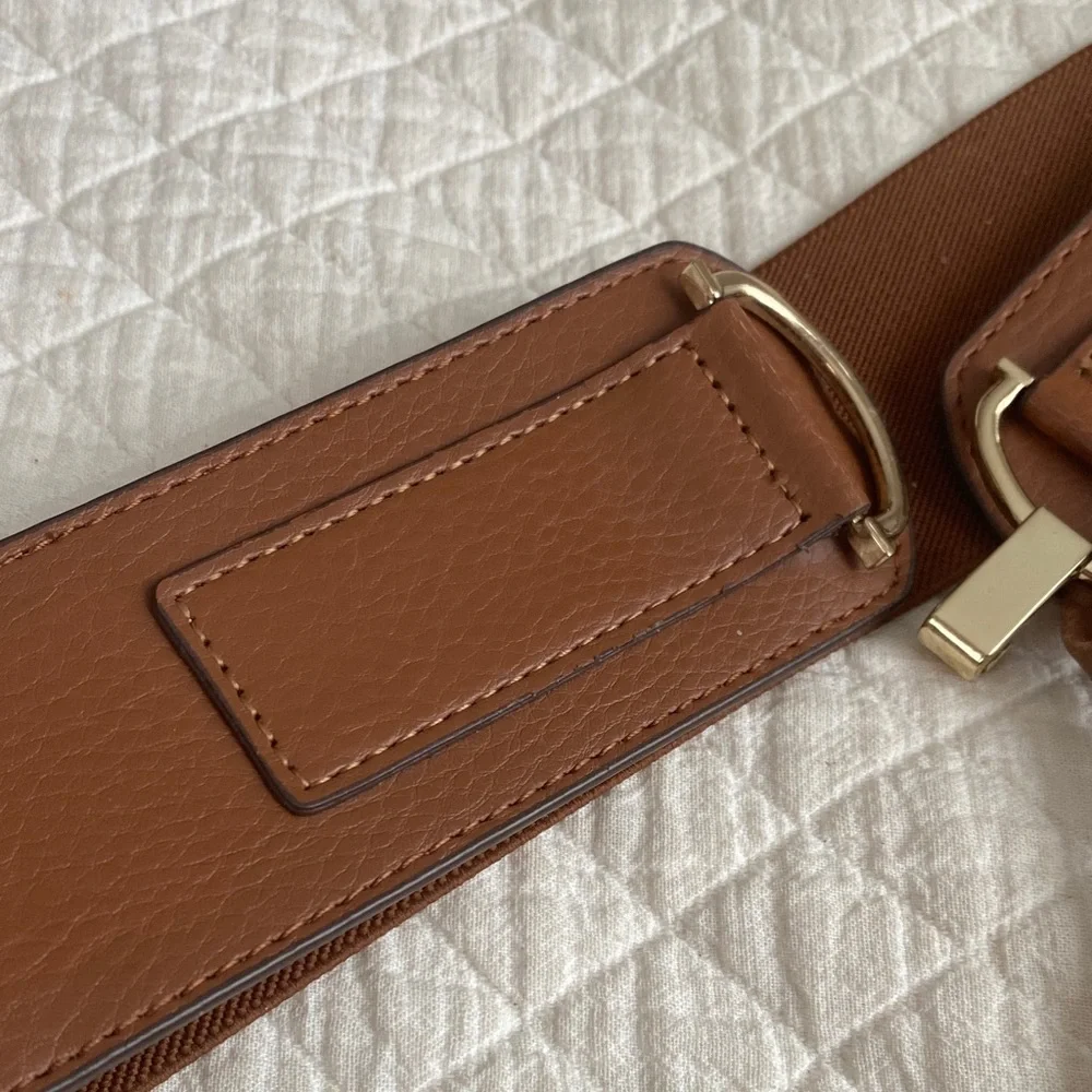 Preppy Academia Brown Faux Leather Tassel Belt gold buckle 2.25” wide Elastic